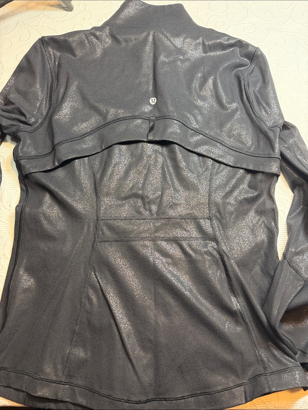 lululemon Define shine Matte Shimmer. Foil. On the Move.  Full-Zip  Jacket. 12 - Picture 12 of 14